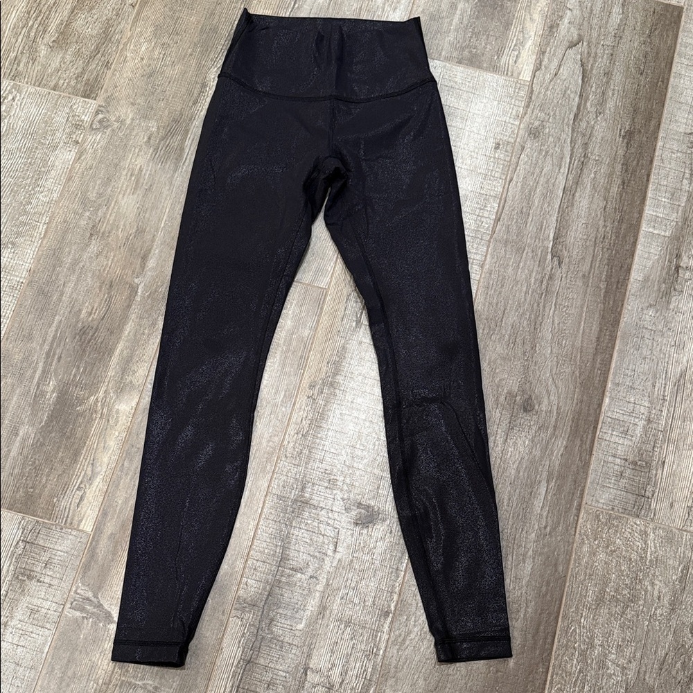 Lululemon shiny black Leggings size 4 (29” inseam)